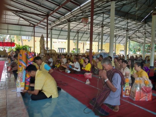 โครงการประเพณีแห่เทียนเข้าพรรษา ประจำปีงบประมาณ 2561 จัดขึ้นวันที่ 27 กรกฎาคม 2561 ณ วัดหนองจิกและวัดหนองขวาง
สล็อต สล็อตออนไลน์ thaicasinobin
