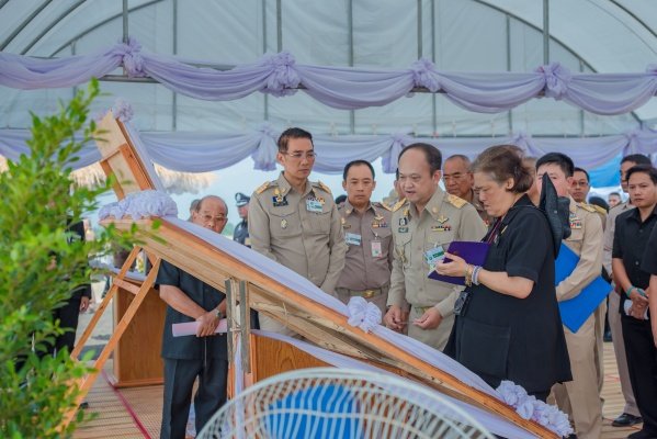 สมเด็จพระเทพรัตนราชสุดาฯ สยามบรมราชกุมารี เสด็จ ณ หนองจระเข้เผือกและอ่างเก็บน้ำทุ่งใหญ่ ตำบลหนองโดน อำเภอลำปลายมาศ จังหวัดบุรีรัมย์ ในวันพุธที่ ๒๔ พฤษภาคม ๒๔ พฤษภาคม ๒๕๖๐
สล็อต เครดิตฟรี ไทยคาสิโนออนไลน์ thaibet55