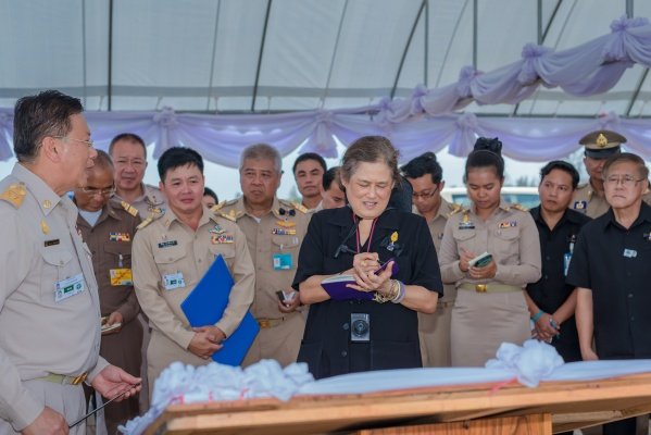 สมเด็จพระเทพรัตนราชสุดาฯ สยามบรมราชกุมารี เสด็จ ณ หนองจระเข้เผือกและอ่างเก็บน้ำทุ่งใหญ่ ตำบลหนองโดน อำเภอลำปลายมาศ จังหวัดบุรีรัมย์ ในวันพุธที่ ๒๔ พฤษภาคม ๒๔ พฤษภาคม ๒๕๖๐
สล็อต เครดิตฟรี ไทยคาสิโนออนไลน์ thaibet55