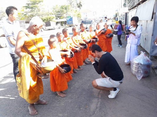 บรรพชาอุปสมบทหมู่เพื่อถวายเป็นพระราชกุศลแด่พระบาทสมเด็จพระปรมิทร มหาภูมพลอดุลยเดช มหิตลาธิเบศรามาธิบดี จักรีนฤบดินทร สยามินทราธิราช บรมนาถบพิตร และเพื่อน้อมสำนึกในพระมหากรุณาธิคุณของสมเด็จพระเทพรัตนราชสุดาฯ สยามบรมราชกุมารี ระหว่างวันที่ ๒ - ๑๖ เมษายน ๒๕๖๐
kubet ไทยคาสิโนออนไลน์