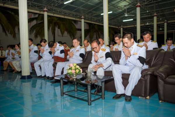 วันที่ ๒๒ ตุลาคม ๒๕๕๙ อบต.หนองโดนร่วมกับโรงเรียนบ้านหนองโดนประสาทวิทย์ , รพ.สต.หนองโดน , วัดหนองจิก และประชาชนตำบลหนองโดน จัดกิจกรรมน้อมเกล้าฯ ถวายอาลัย พระบาทสมเด็จพระปรมินทรมหาภูมิพลอดุลยเดช มหิตลาธิเบศรามาธิบดี จักรีนฤบดินทร สยามินทราธิราช บรมนาถบพิตร ณ วัดหนองจิก ตำบลหนองโดน อำเภอลำปลายมาศ โดย จัดพิธีบำเพ็ญกุศลสวดอภิธรรมถวายพระราชกุศล แด่พระบาทสมเด็จพระปรมินทรมหาภูมิพลอดุลยเดชฯ
แทงบอล ซอคเกอร์ลีก คะแนนฟุตบอล