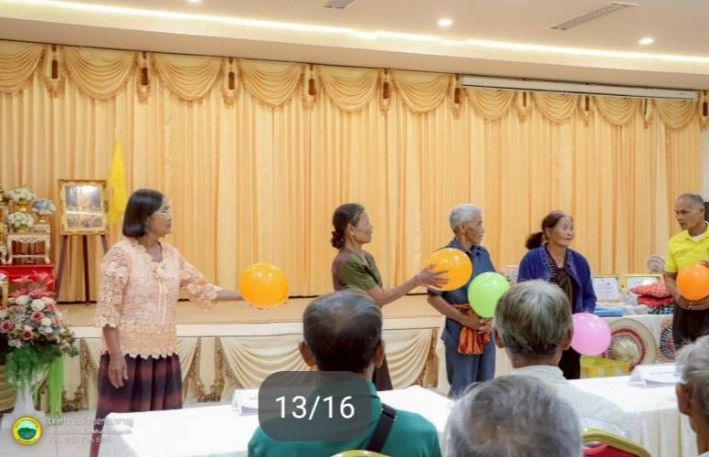  องค์การบริหารส่วนตำบลหนอง โดยกองสวัสดิการสังคม ได้จัดทำโครงการพัฒนาคุณภาพชีวิตผู้สูงอายุ ประจำปีงบประมาณ 2568  เมื่อวันที่ 25 เมษายน 2568 ณ เทศบาลตำบลขุนหาญ อำเภอขุนหาญ จังหวัดศรีสะเกษ โดยมีวัตถุประสงค์เพื่อเป็นการฟื้นฟูสุขภาพ ช่วยยืดเหยียดกล้ามเนื้อ ลดอาการปวดเมื่อยกล้ามเนื้อในผู้สูงอายุ กล้ามเนื้อของร่างกายมีความยืดหยุ่น ลดความตึงตัว ทำให้ร่างกายมีความผ่อนคลาย เพิ่มความแข็งแรง  ทำให้การเคลื่อนไหวของร่างกายดีขึ้น