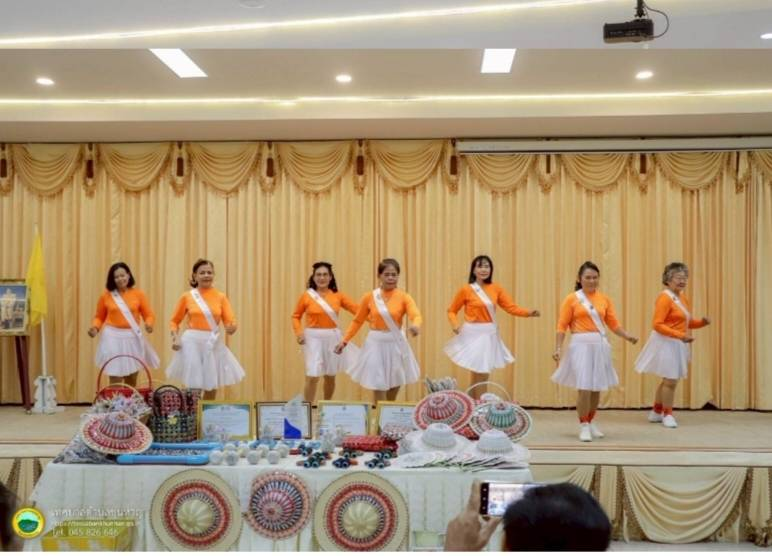 องค์การบริหารส่วนตำบลหนอง โดยกองสวัสดิการสังคม ได้จัดทำโครงการพัฒนาคุณภาพชีวิตผู้สูงอายุ ประจำปีงบประมาณ 2568  เมื่อวันที่ 25 เมษายน 2568 ณ เทศบาลตำบลขุนหาญ อำเภอขุนหาญ จังหวัดศรีสะเกษ โดยมีวัตถุประสงค์เพื่อเป็นการฟื้นฟูสุขภาพ ช่วยยืดเหยียดกล้ามเนื้อ ลดอาการปวดเมื่อยกล้ามเนื้อในผู้สูงอายุ กล้ามเนื้อของร่างกายมีความยืดหยุ่น ลดความตึงตัว ทำให้ร่างกายมีความผ่อนคลาย เพิ่มความแข็งแรง  ทำให้การเคลื่อนไหวของร่างกายดีขึ้น