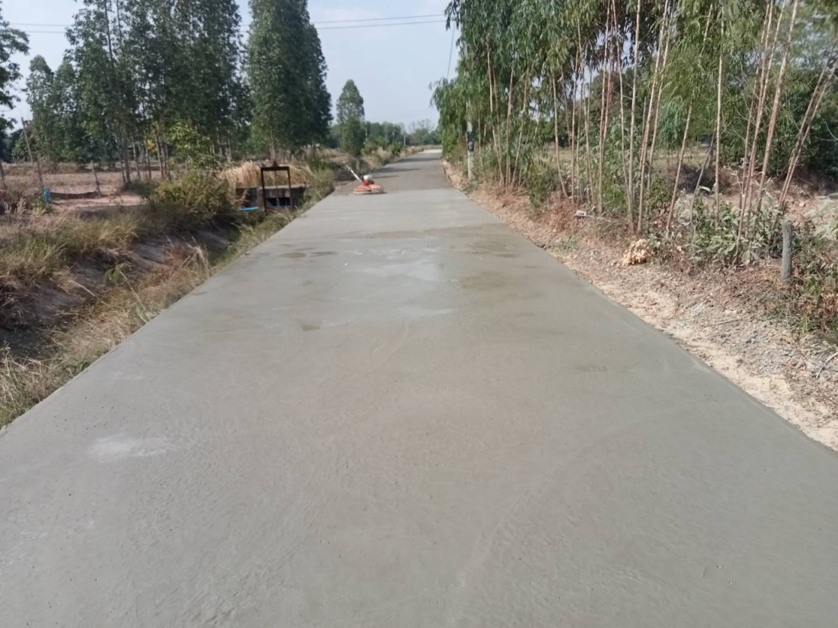 โครงการก่อสร้างถนนคอนกรีตเสริมเหล็ก สายคลองหนองสามขา บ้านหนองขวางหมู่ที่ 7 (เงินอุดหนุนเฉพาะกิจ)